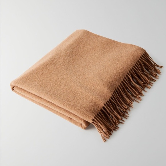Aritzia Accessories - NEW NWT Aritzia Wilfred The Classic Wool Fringe Scarf Gold Camel